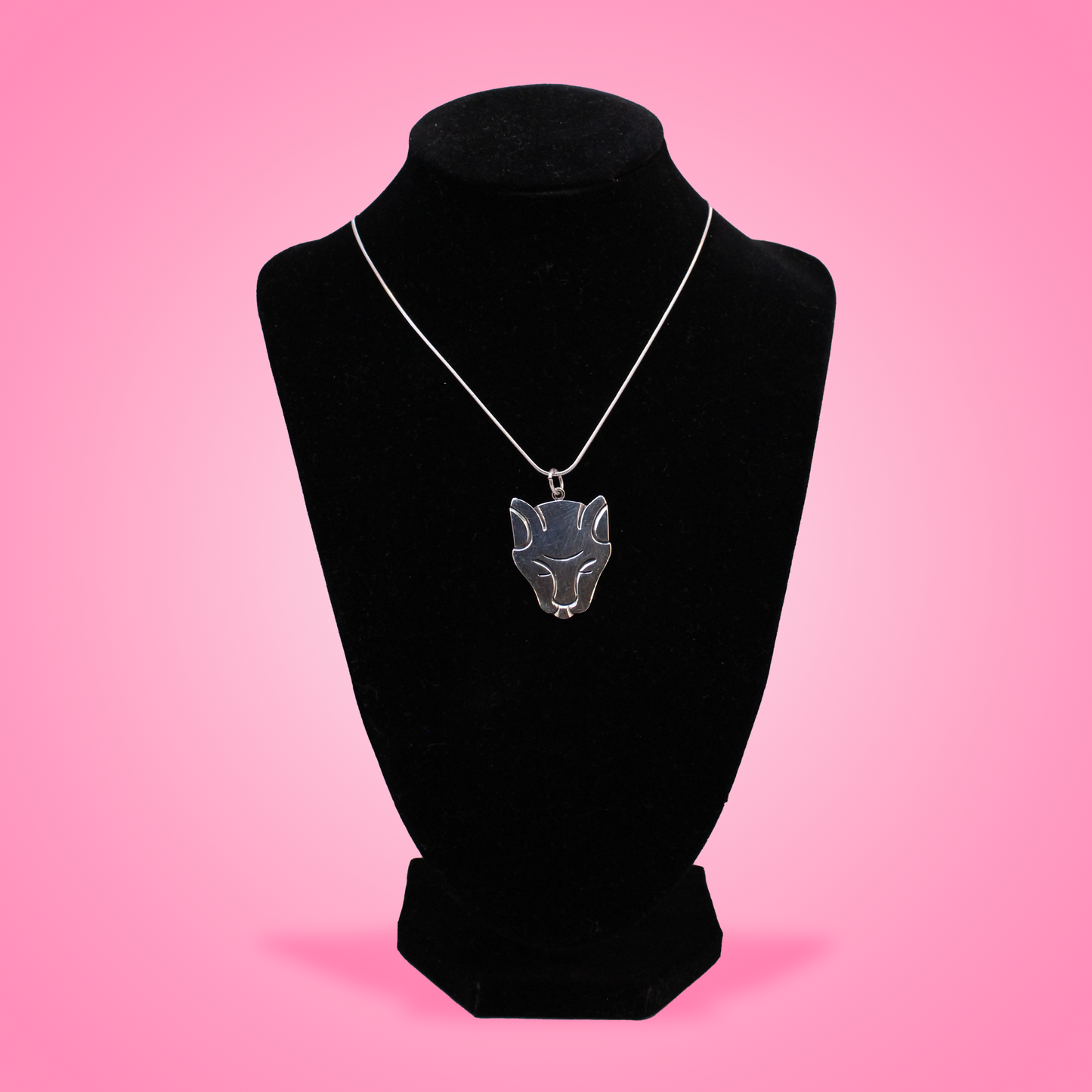 Jaguar collar de plata